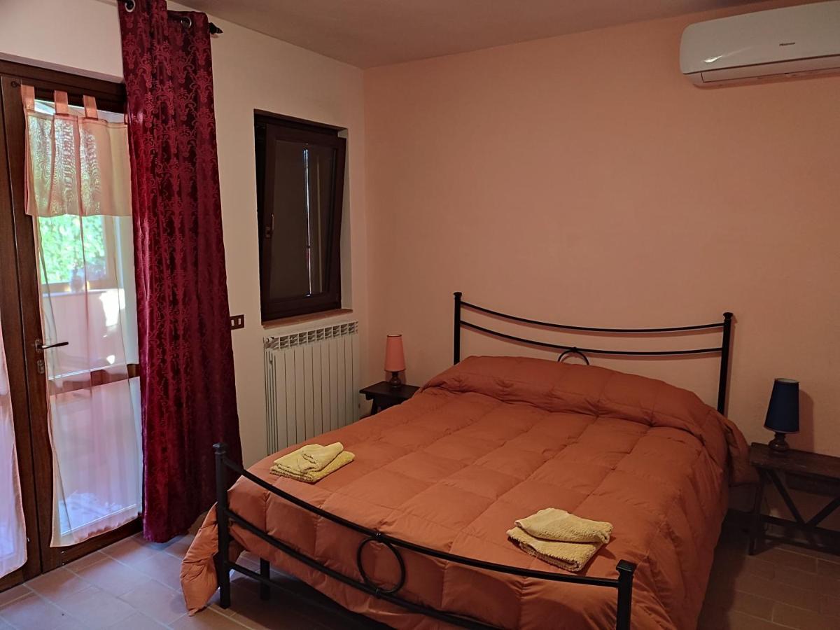 B&B Casale Roshlee Gualdo Cattaneo 外观 照片